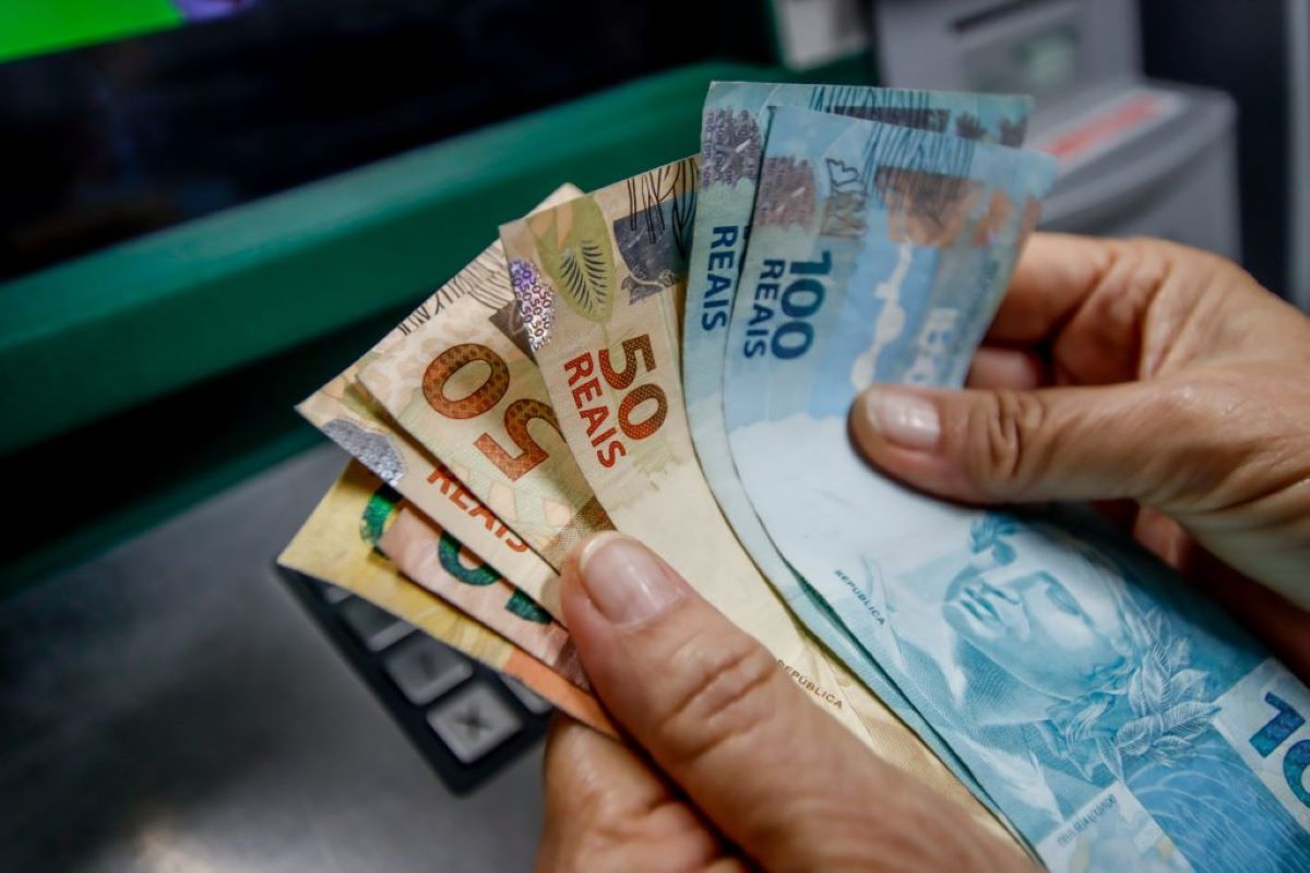 Valor médio das dívidas por pessoa chegou a R$ 5.311,96 em janeiro