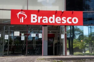 Bradesco aumenta prazo de oferta para cartões de crédito sem anuidade