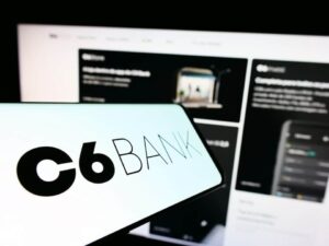 C6 Bank anuncia redução de taxa para correntistas da Conta Global; confira agora