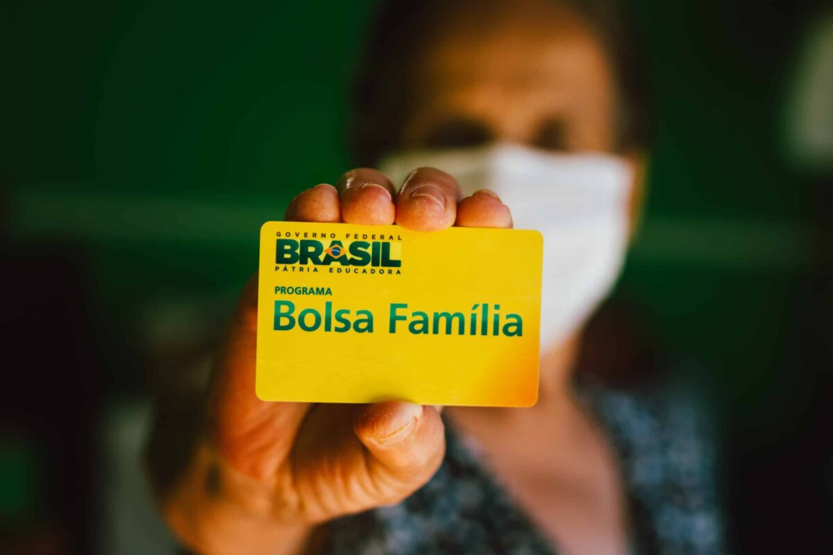 Ministra Simone Tebet afirmou em entrevista que a fila de espera do Bolsa Família está zerada