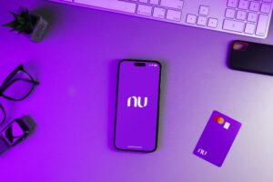 Parceria entre Nubank e Amazon garante cashback de até 10%; veja como funciona